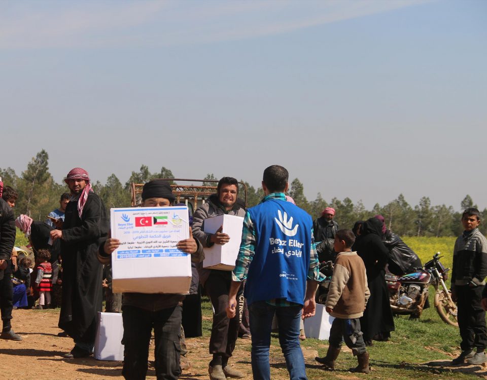 distribution of food baskets